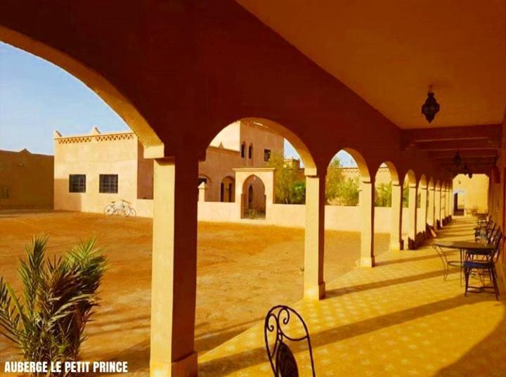 Hotel Riad Le Petit Prince Merzouga Esterno foto