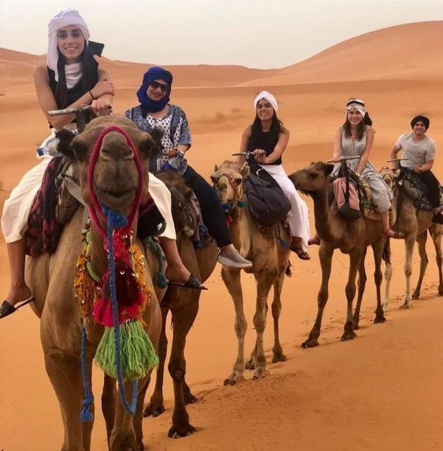 Hotel Riad Le Petit Prince Merzouga Esterno foto